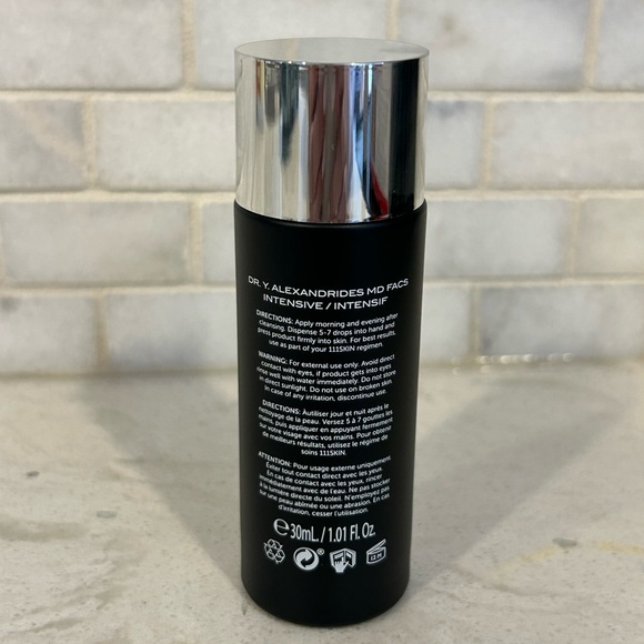 111SKIN Celestial Black Diamond Brightening Essence 1.01 OZ - Picture 4 of 4